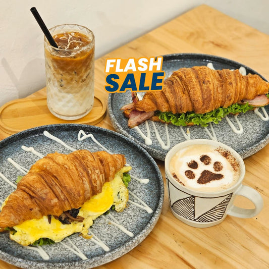 ⚡ 2 Croissants with Coffee
